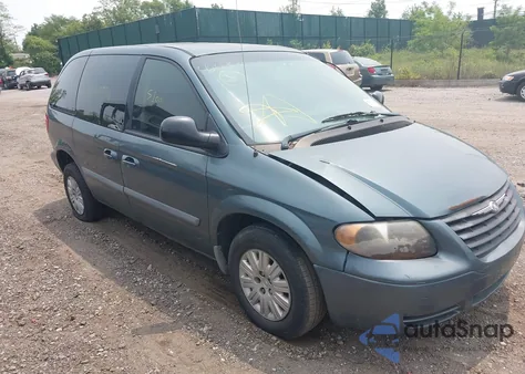 2006 Chrysler Town & Country from USA, damaged, VIN 1A4GP45R36B745583